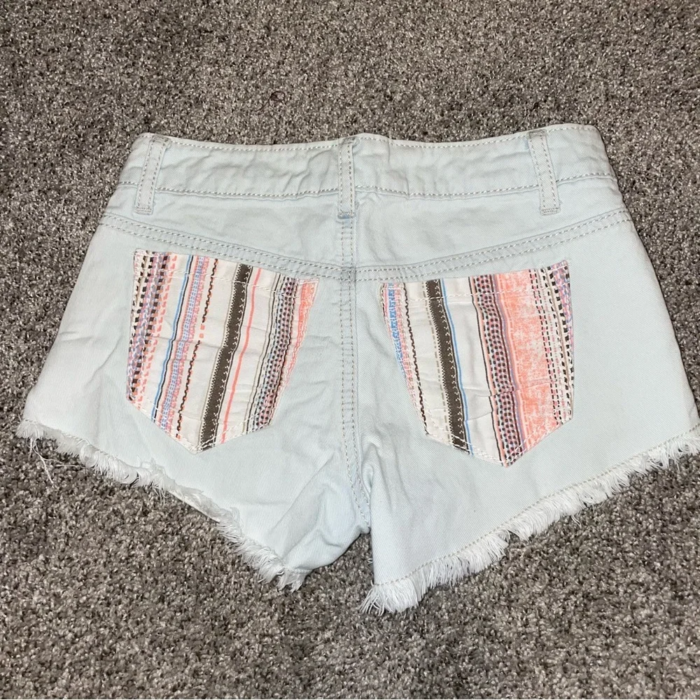 Short shorts